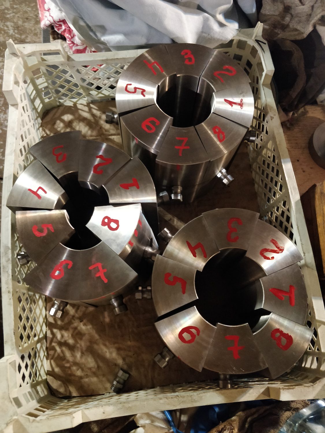 Indexed collets with engraved markings